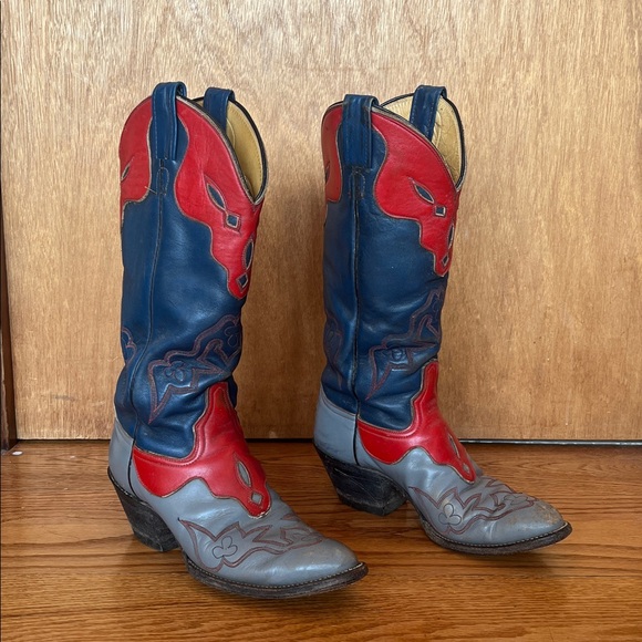 Vintage Laramie Handmade Western BootsHandmade Size 7